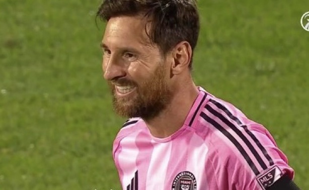 Lionel Messi Stuns Football World with Jaw-Dropping Goal Against Montreal