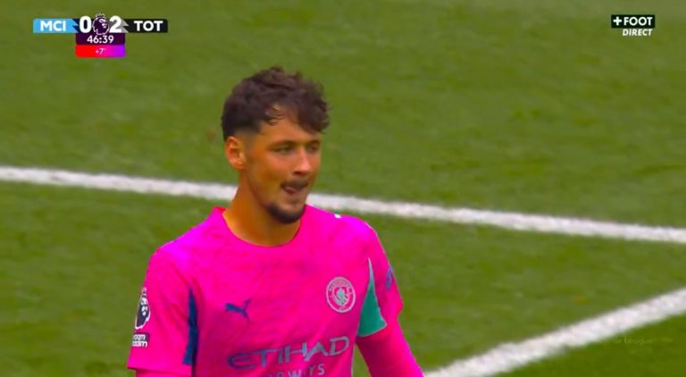 Watch: Pep player doing giveaway against Tottenham palhina double the lead